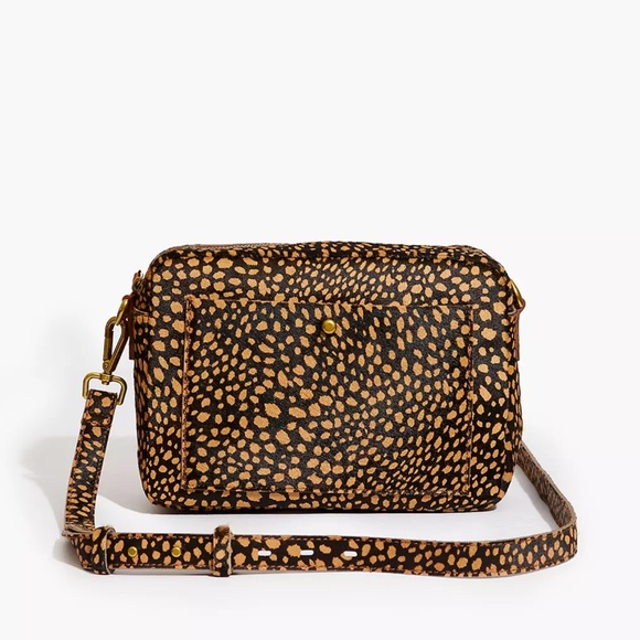 Madewell Handbags - MADEWELL Large Transport Camera Bag: Dotted Calf